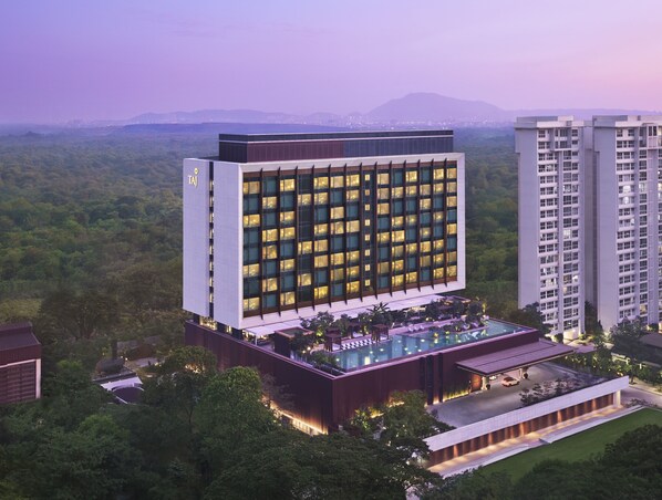 Front of property - Taj The Trees, Mumbai (Mumbai)