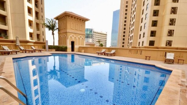 Pool - Glamorous Upgraded 2 Bed l Close to JBR & Beach (Jumeirah Beach Residence)
