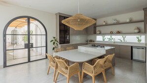 In-room dining - Kayu tulang (Canggu)