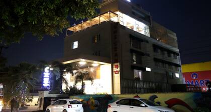 Comfort Hotel GMS Grand