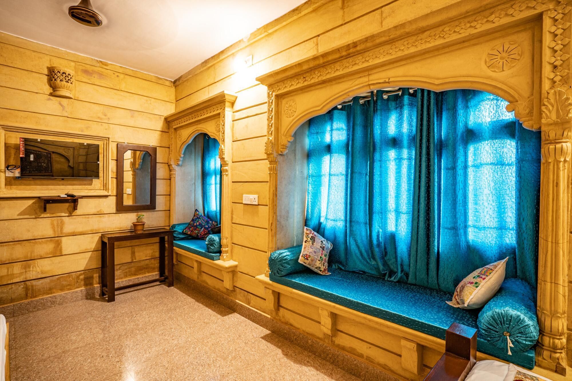 Superior Family Room | Premium bedding, desk, soundproofing, bed sheets