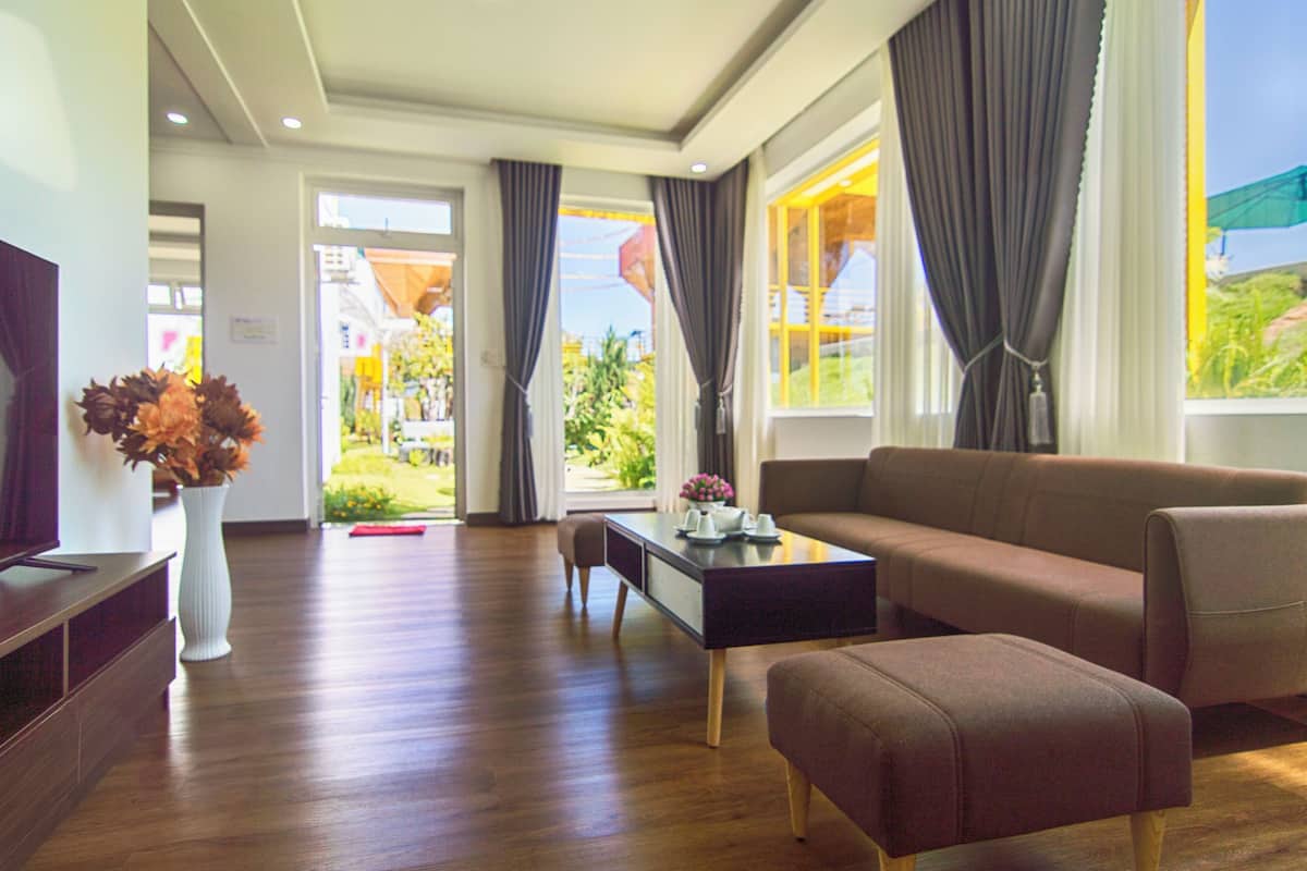 Executive Apartment | Living area