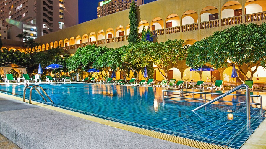S Lodge Pattaya (formally known as Sabai Lodge)
