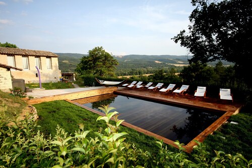 Country House "Hameau Des Oraisonis" with Mountain View, Private Pool & Wi-Fi