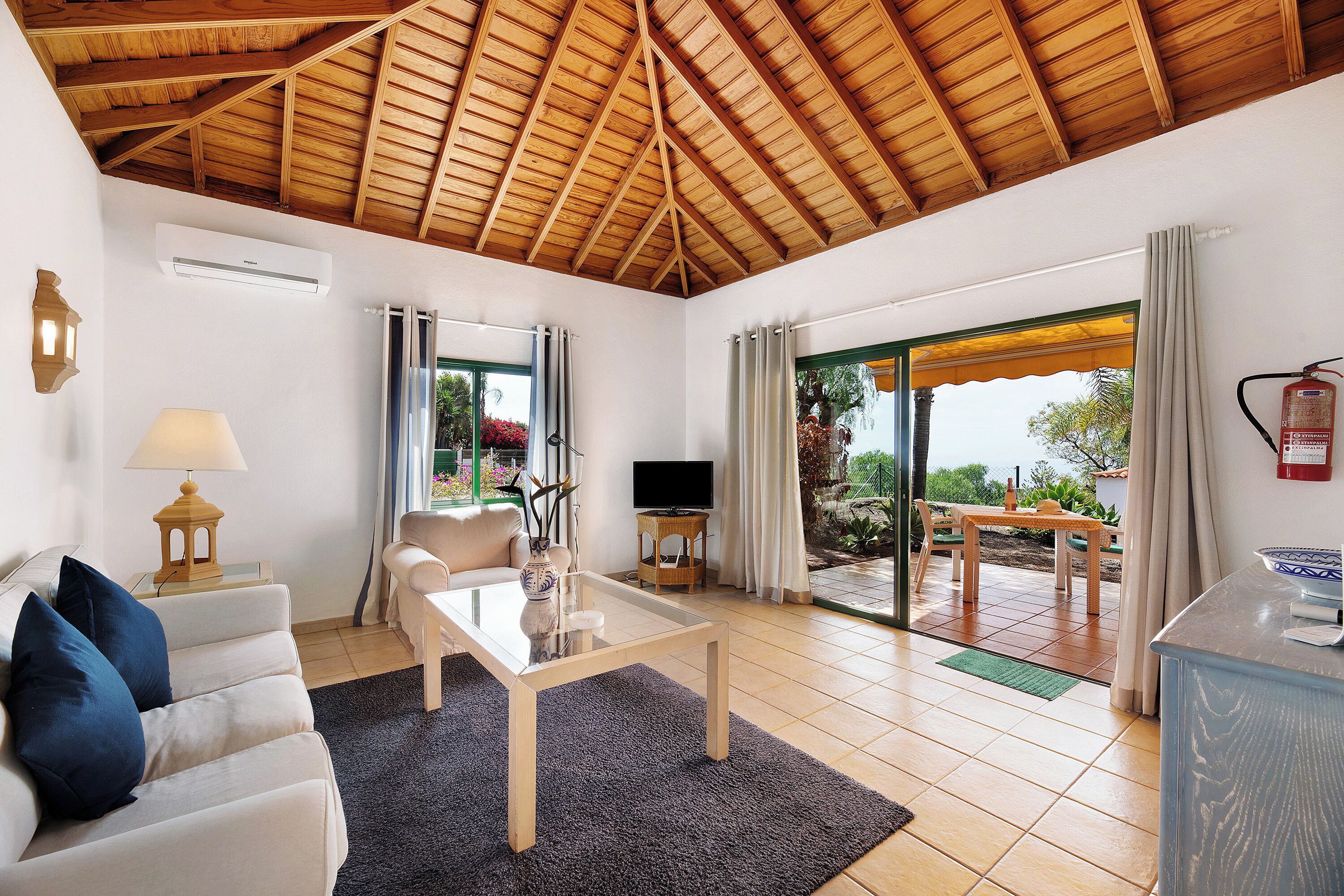 Table de tennis de table