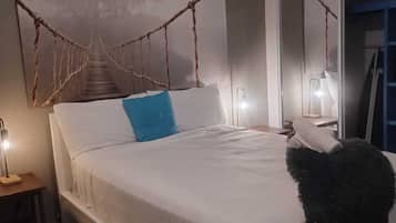 4 habitaciones, tabla de planchar con plancha, cuna de viaje y wifi