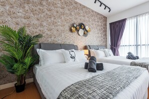 Luxury Apartment | Living area | 50-inch TV with digital channels, video-game console - 4Pax Studio with Magnificent View PJ SS2 (Petaling Jaya)