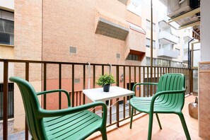 Outdoor dining - New apartment city & sea (Fuengirola)