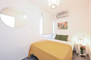 2 室のベッドルーム、WiFi、ベッドシーツ