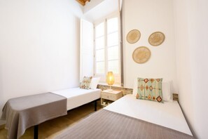 3 bedrooms, WiFi, bed sheets