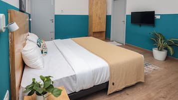 1 habitación, escritorio, wifi gratis y ropa de cama