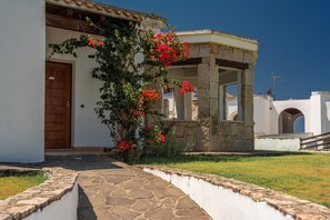 Appartamento, 2 camere da letto, patio | Esterni