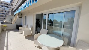 Outdoor dining - A&N Ipanema 3 (Torre del Mar)