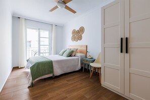 3 quartos, ferros/tábuas de passar roupa, Wi-Fi de cortesia