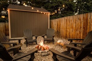 Property grounds - Harmony House | Hot Tub | Experiential home (Arvada)