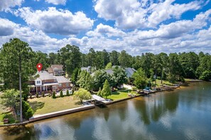 Exterior - Private Pool! WaterEdge Lake House (Sanford)