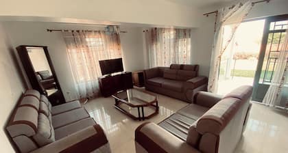 Beautiful 4bedrooms 3 bathrooms villa In Kimihurura
