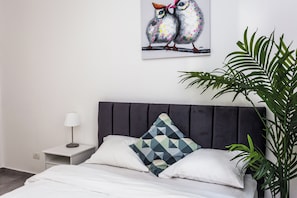 Apartamento luxo | 1 quarto, escrivaninha, ferros/tábuas de passar roupa, Wi-Fi de cortesia