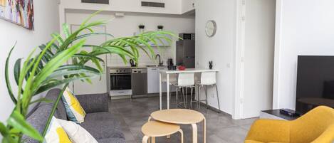 디럭스 아파트 | 객실 내 식사 공간