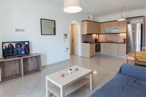 Interior - Modern Equipped apt w Balcony GC 3120-02 (Athens)