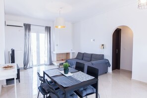 Interior - Gorgeous Apt w Magical View GC 3332-02 (Athens)