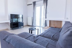 Apartment | Living area - Gorgeous Apt w Magical View GC 3332-02 (Athens)