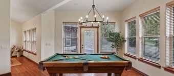 Beautiful Priest Lake Home on the Golf Course