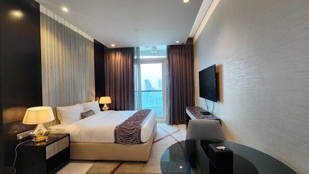1 bedroom, iron/ironing board, WiFi, bed sheets - Damac Upper Crest / Studio / Downtown / Blueoceanholidayhomes (Dubai)