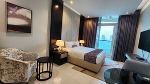 1 bedroom, iron/ironing board, WiFi, bed sheets - Damac Upper Crest / Studio / Downtown / Blueoceanholidayhomes (Dubai)