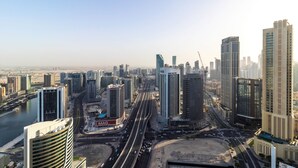 Aerial view - Damac Upper Crest / Studio / Downtown / Blueoceanholidayhomes (Dubai)