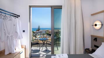 Vila luxo, piscina particular, vista para o mar | 5 quartos, cofres nos quartos, quartos à prova de som
