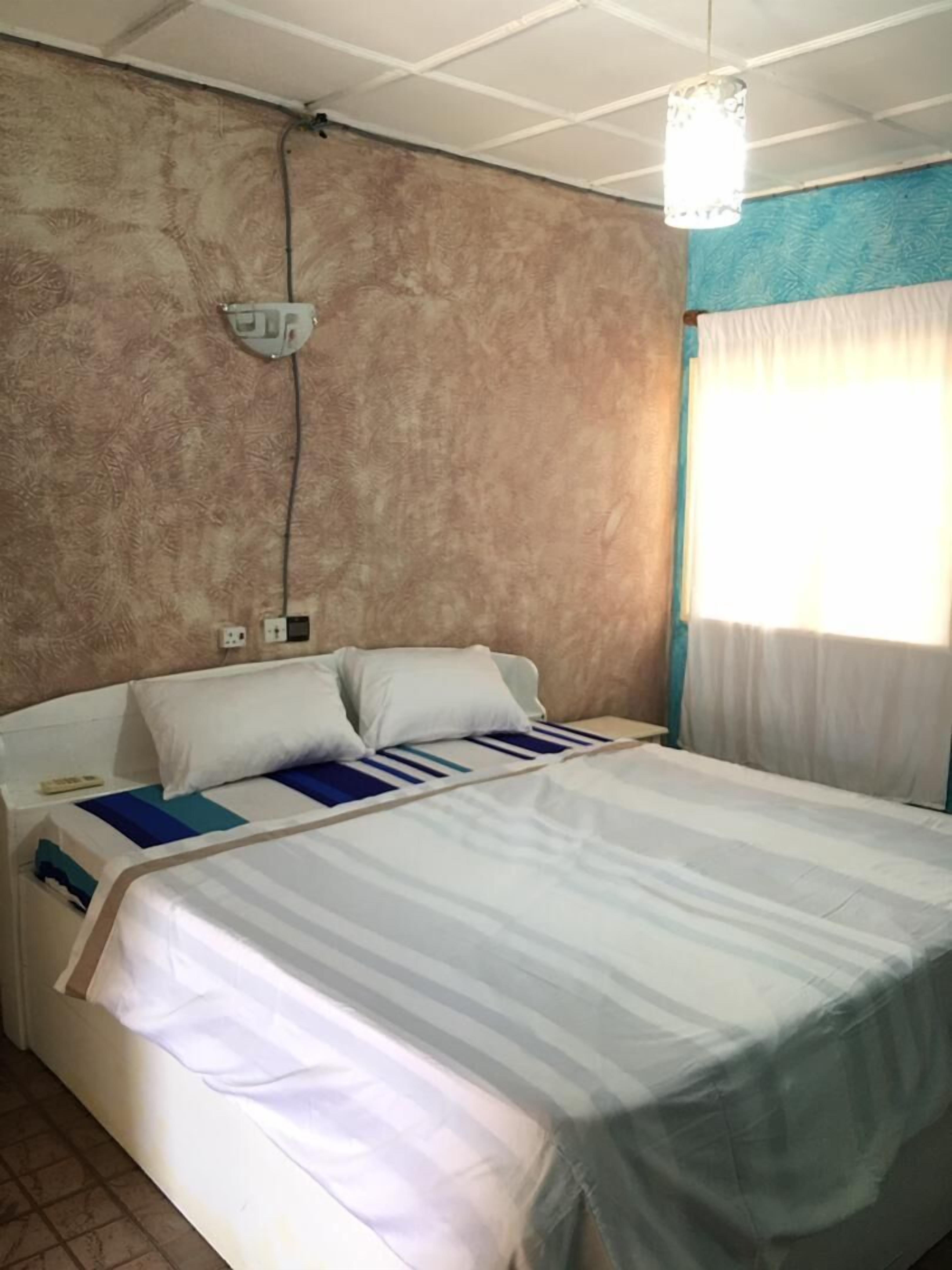 Comfort-bungalow, 1 suuri parisänky | Allergiatestatut vuodevaatteet, ilmainen Wi-Fi, vuodevaatteet