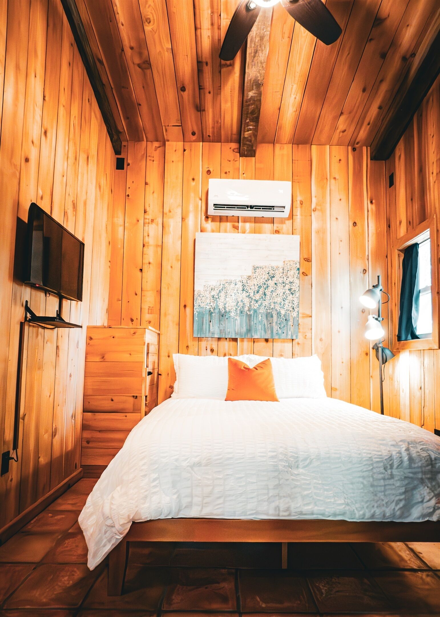 2 室のベッドルーム、WiFi、ベッドシーツ