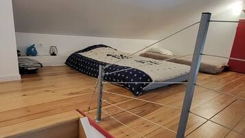 2 Schlafzimmer, Bügeleisen/Bügelbrett, kostenloses WLAN, Bettwäsche
