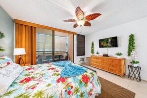1 slaapkamer, een strijkplank/strijkijzer, gratis wifi, beddengoed