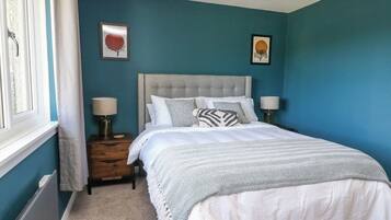 2 bedrooms, individually decorated, individually furnished, free WiFi