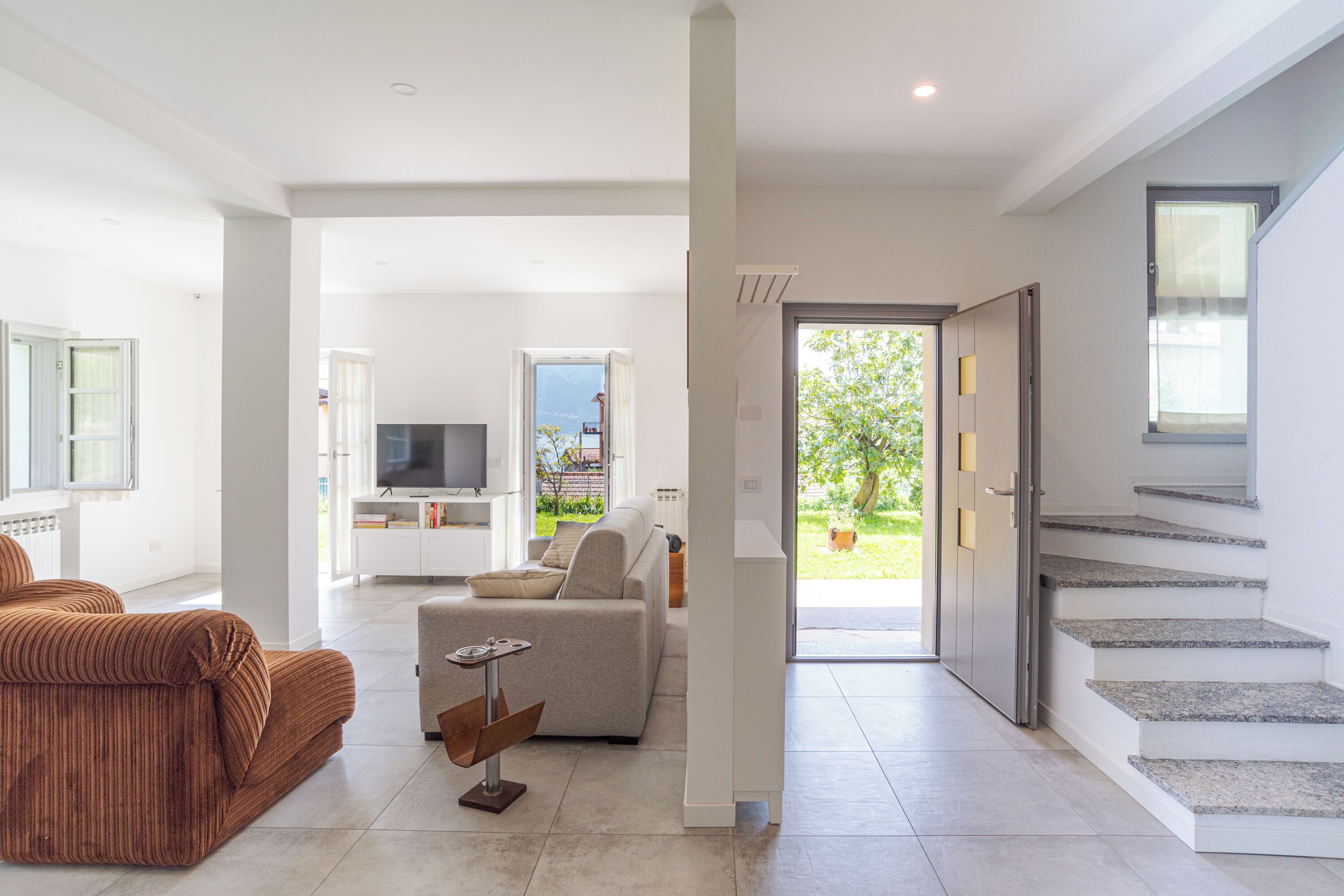 TV connectée de 21 pouces avec chaînes par câble