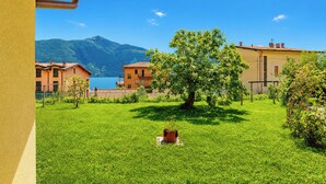 Family Apartment, 2 Bedrooms, 2 Bathrooms, Beachside (Casa Veligato 2) | Property grounds - Casa Veligato 2 (San Siro)