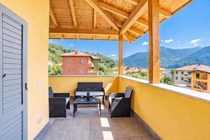 Familienapartment, 2 Schlafzimmer, 2 Bäder, am Strand (Casa Veligato 2) | Terrasse/Patio