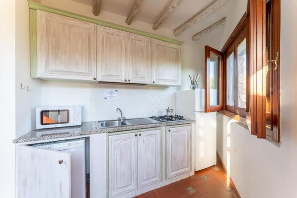 Apartment, 1 Bedroom, Balcony | Private kitchen - Chic Villa Antonina One Bedroom No2172 (Golfo Aranci)