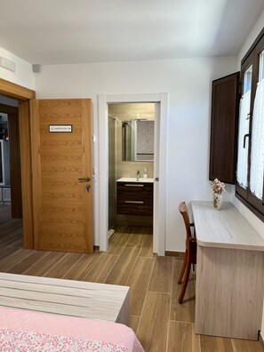 Habitación doble | Cortinas opacas y sistema de insonorización