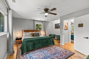 4 Schlafzimmer, Bügeleisen/Bügelbrett, Reisekinderbett, kostenloses WLAN