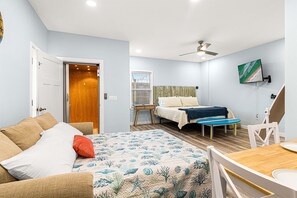 4 soverom, strykejern/-brett, wi-fi (inkludert) og sengetøy