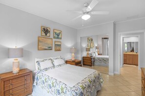 3 多间卧室、办公桌、熨斗/熨衣板、旅行婴儿床