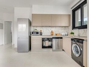 อพาร์ทเมนท์, 1 ห้องนอน, ระเบียง, วิวเมือง | ภายใน