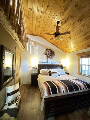 18 habitaciones, escritorio y tabla de planchar con plancha 