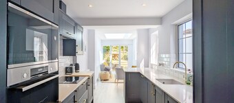 Grace Cottage - Emsworth -  a cottage that sleeps 6 guests  in 3 bedrooms