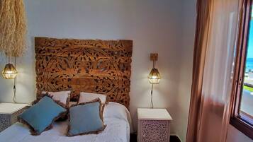 4 slaapkamers, een strijkplank/strijkijzer, wifi, beddengoed