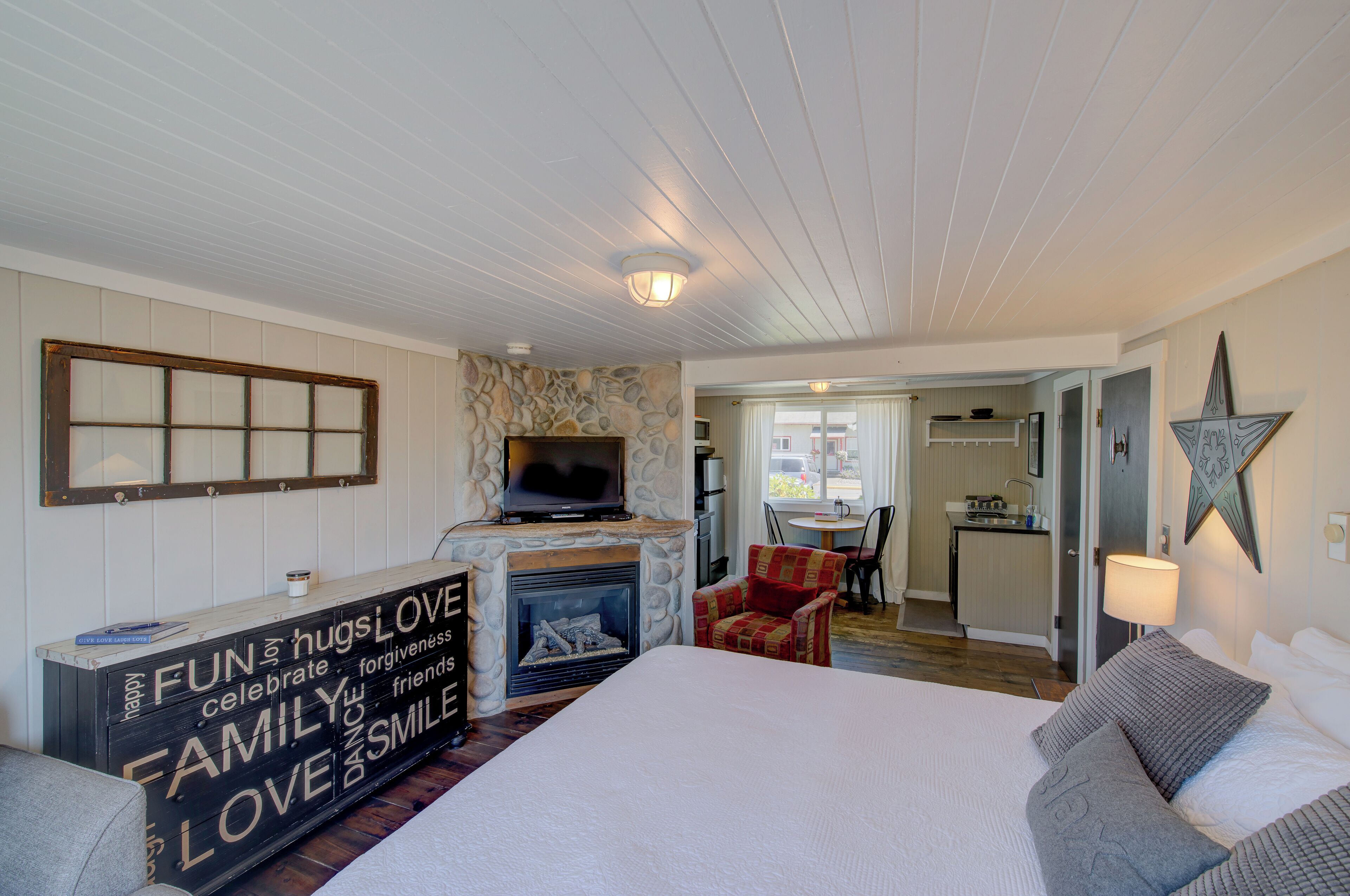 Flat screen TV perfect for movie nights and a propane fire place to keep you warm