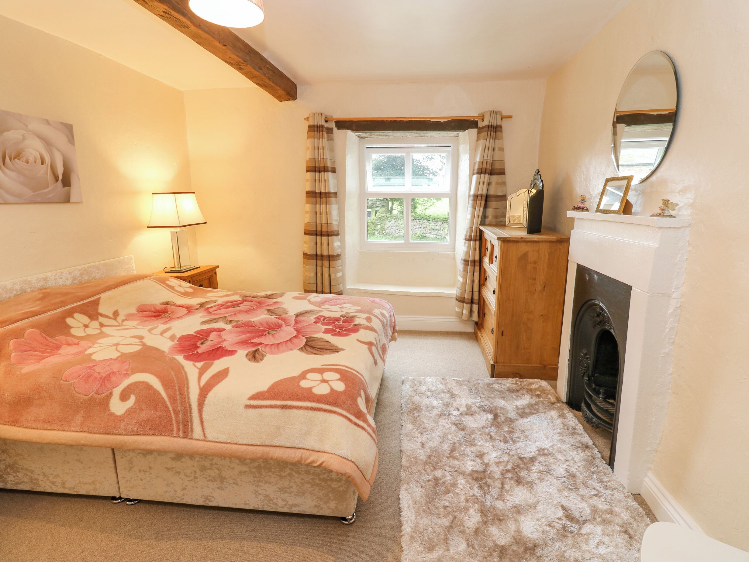 1 개의 침실, 각각 다른 스타일의 인테리어, 각각 다르게 가구 비치, 무료 WiFi